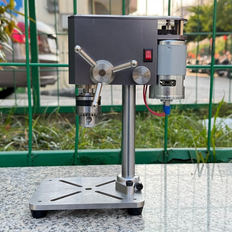 เครื่องเจาะตั้งโต๊ะขนาดเล็ก 11 - Drill Press บทวิจารณ์และราคา
